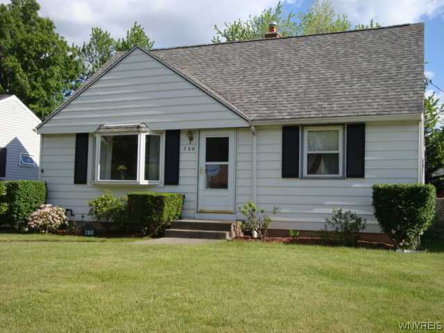 266 Coventry Road Tonawanda, NY 14217 - Photo 1 of 1 Exterior Front Beautiful maintenance free cape cod