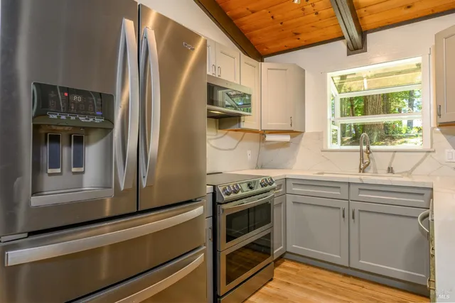 $485,000 | 45270 Ocean View Lane, Gualala, CA 95445