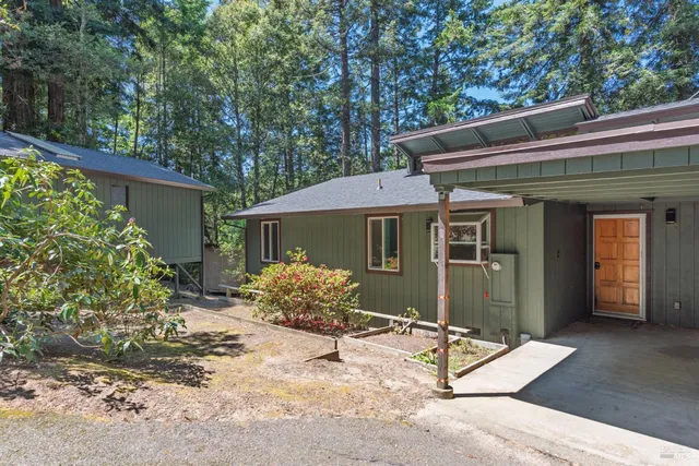 $485,000 | 45270 Ocean View Lane, Gualala, CA 95445