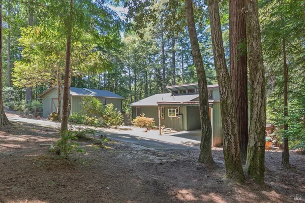 $485,000 | 45270 Ocean View Lane, Gualala, CA 95445