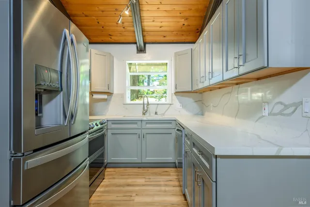 $485,000 | 45270 Ocean View Lane, Gualala, CA 95445