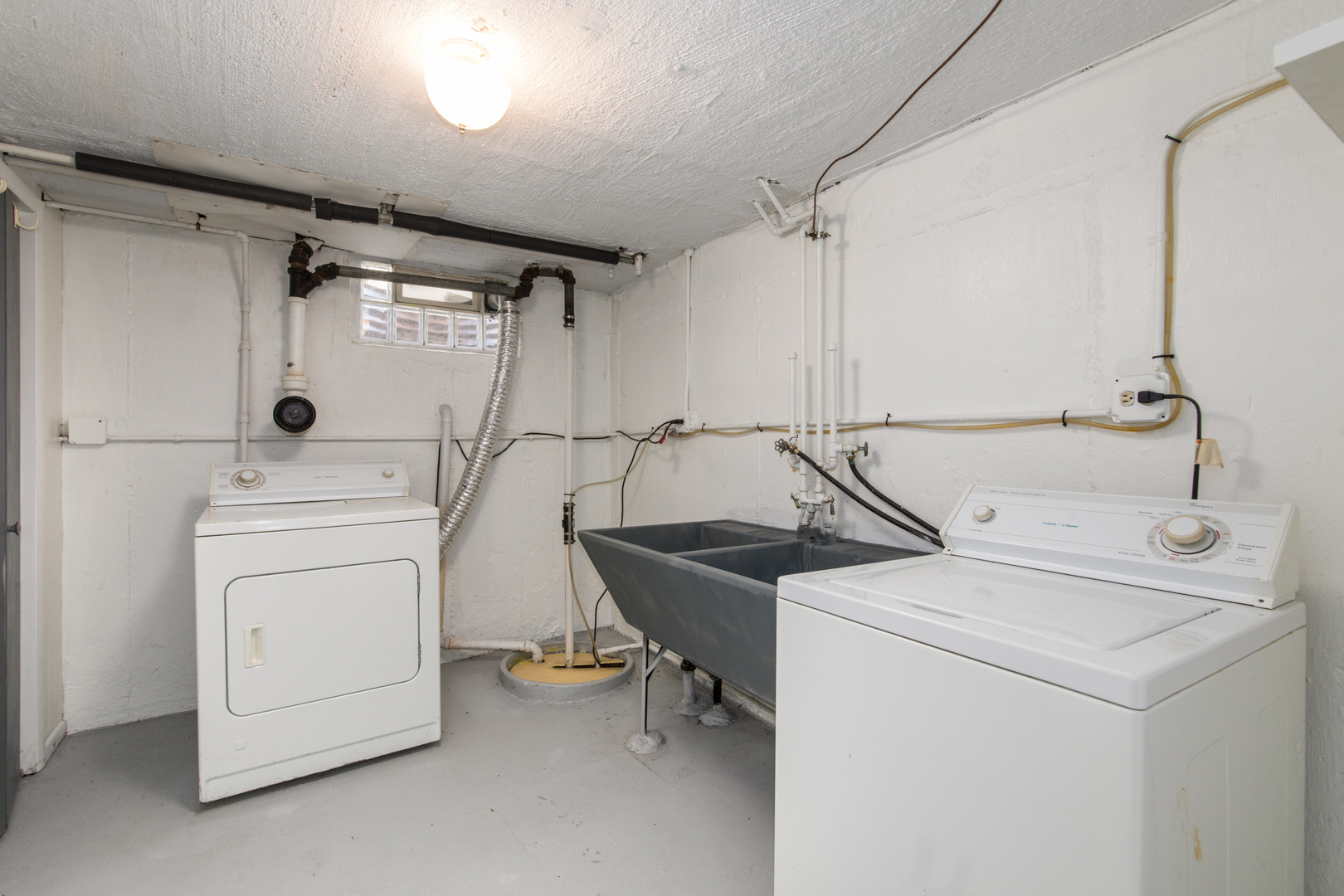 2020 Cherry Street Park Ridge, IL 60068 - Photo 20 of 23 a utility room with dryer and washer