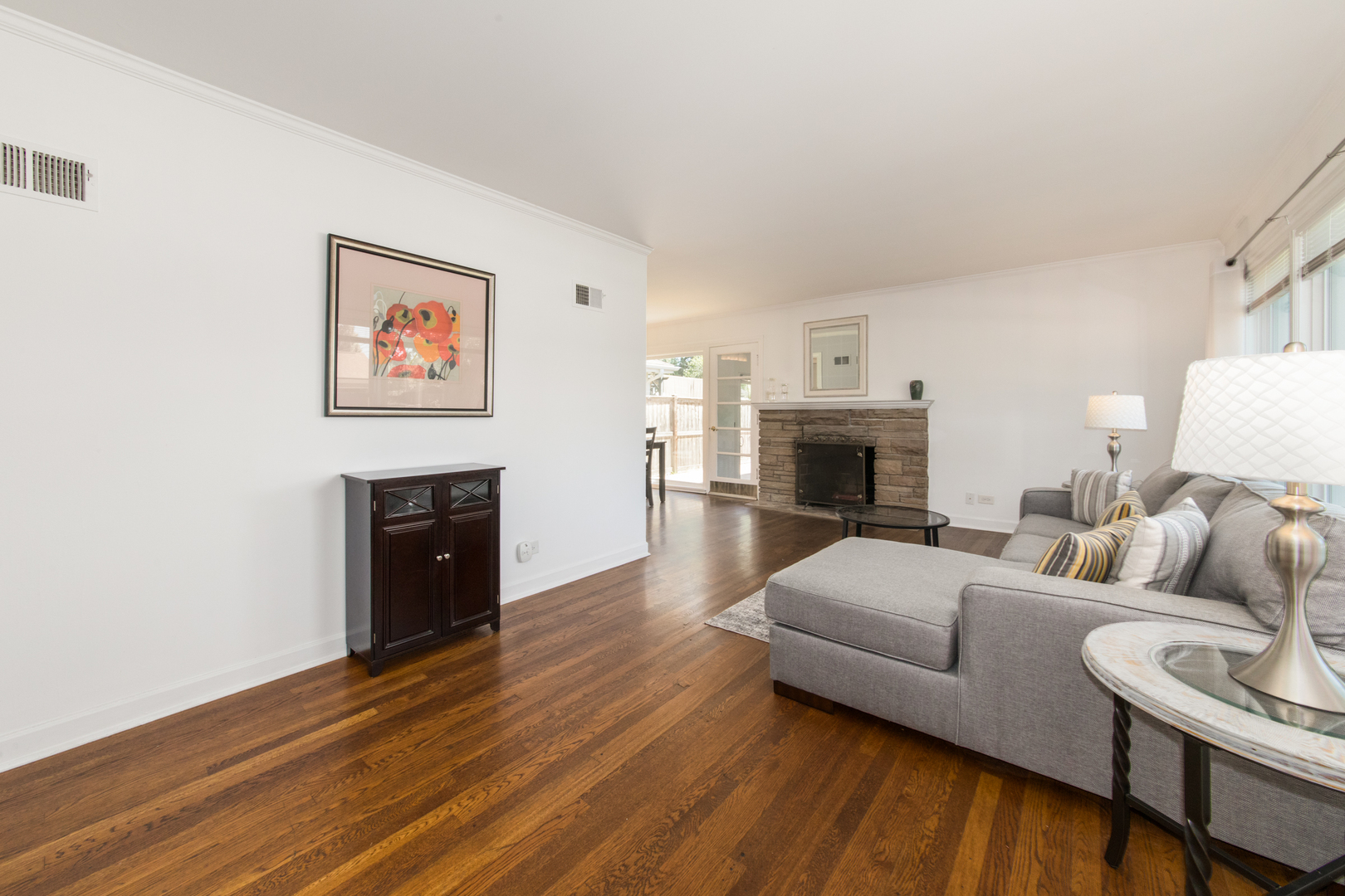 2020 Cherry Street Park Ridge, IL 60068 - Photo 5 of 23 a living room with furniture and a fireplace