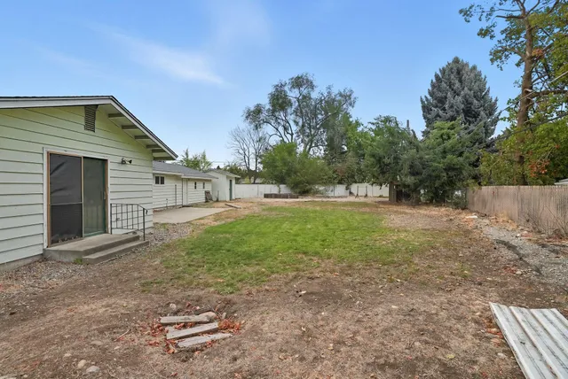 $375,000 | 908 North Ravalli Court, Spokane Valley, WA 99037