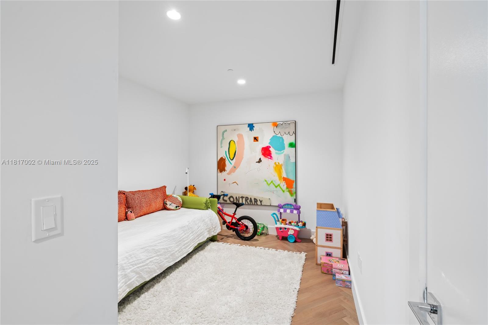 5775 Collins Avenue, Unit 1602 Miami Beach, FL 33140 - Photo 70 of 77