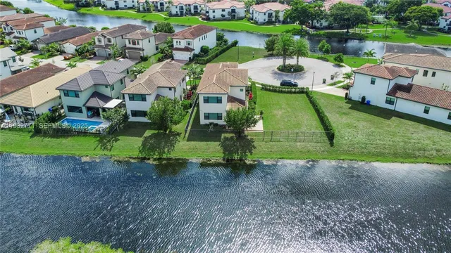 $6,300 | 11865 Southwest 13th Court, Pembroke Pines, FL 33025