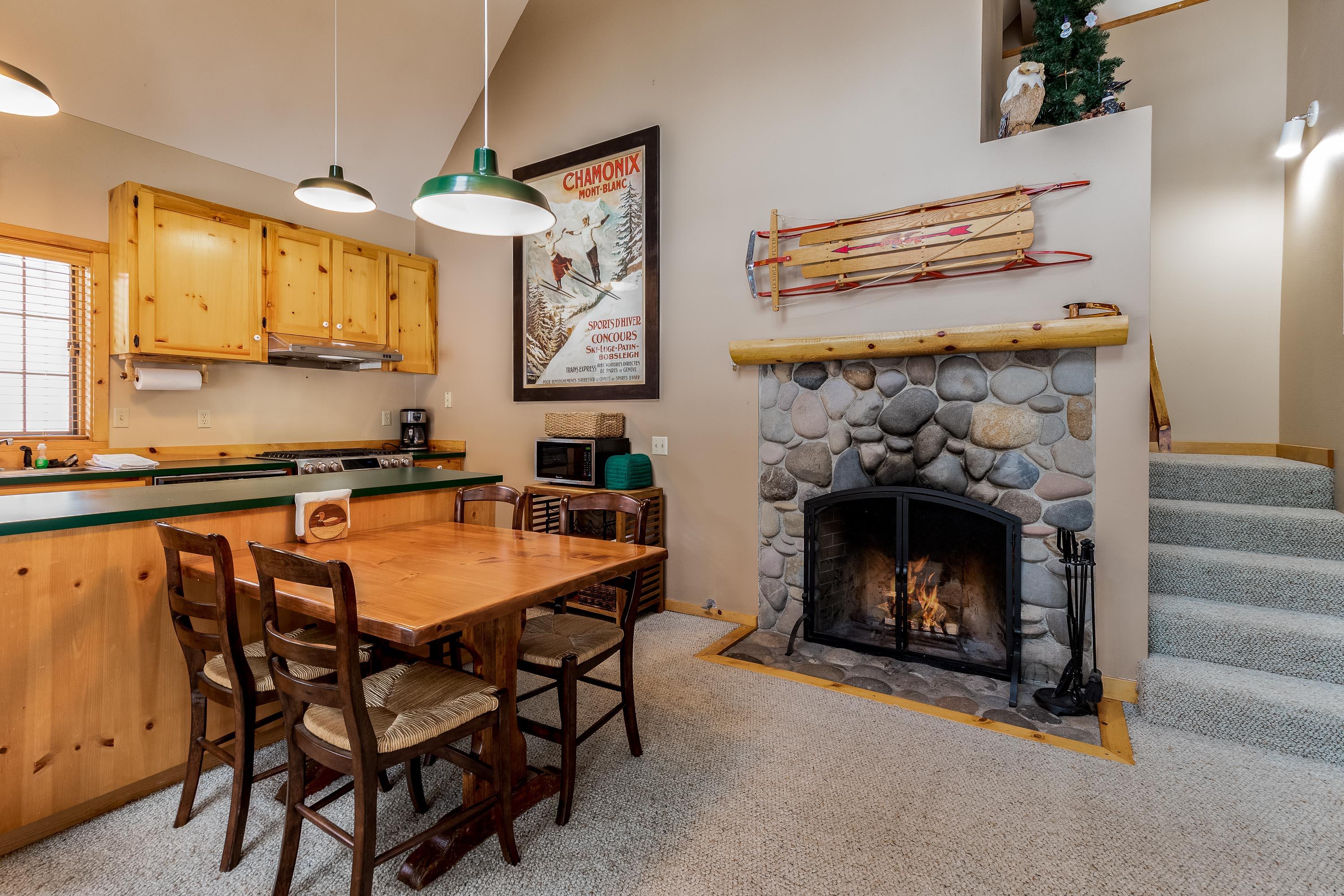 57536 Circle 4 Cabin Road, Unit CABIN 3 Sunriver, OR 97707 - Photo 19 of 27 Circle 4 Ranch Cabin #3-6