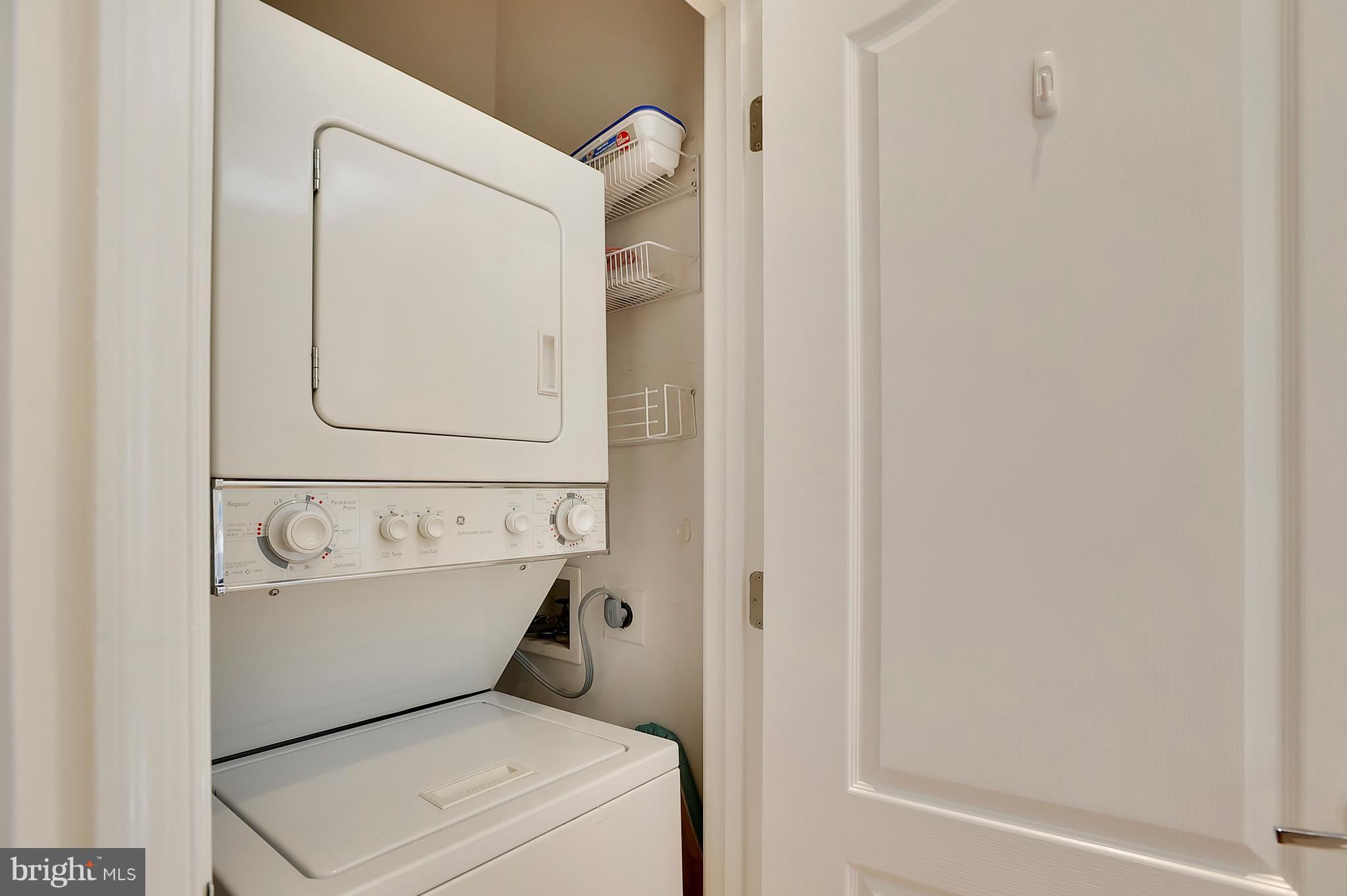 1821 Belmont Road Northwest, Unit 7 Washington, DC 20009 - Photo 9 of 10 Family Room