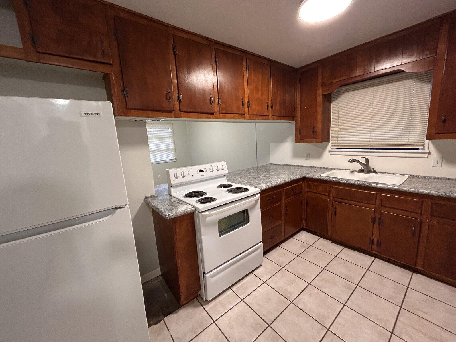 2812 43rd Street, Unit 5 Lubbock, TX 79413 - Photo 12 of 18 large - 2026-01-28T142309.110