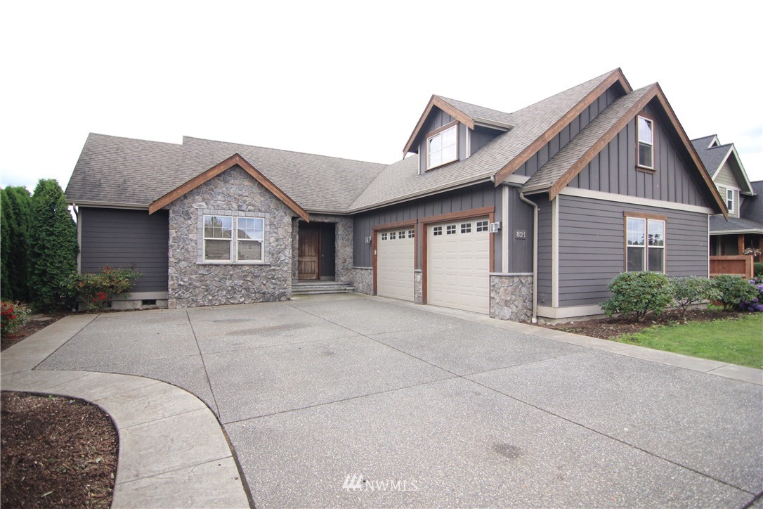 821 Red Maple Loop Everson, WA 98247 - Photo 1 of 11
