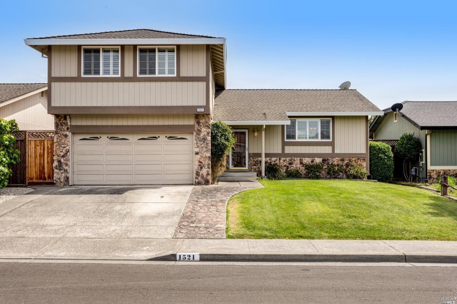 1521 Genesis Court Rohnert Park, CA 94928 - Photo 2 of 30