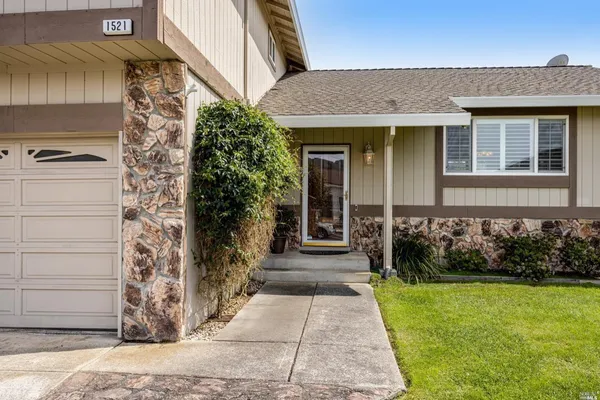 $4,325 | 1521 Genesis Court, Rohnert Park, CA 94928