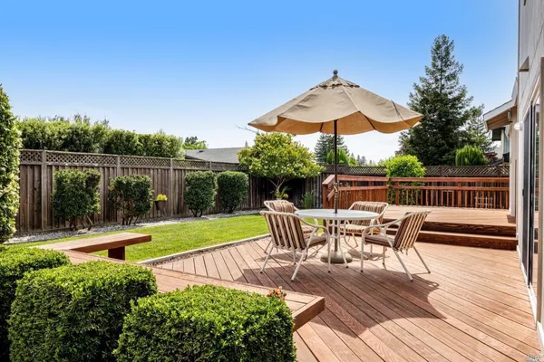 $4,325 | 1521 Genesis Court, Rohnert Park, CA 94928