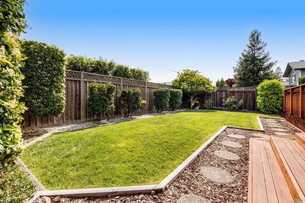 $4,325 | 1521 Genesis Court, Rohnert Park, CA 94928