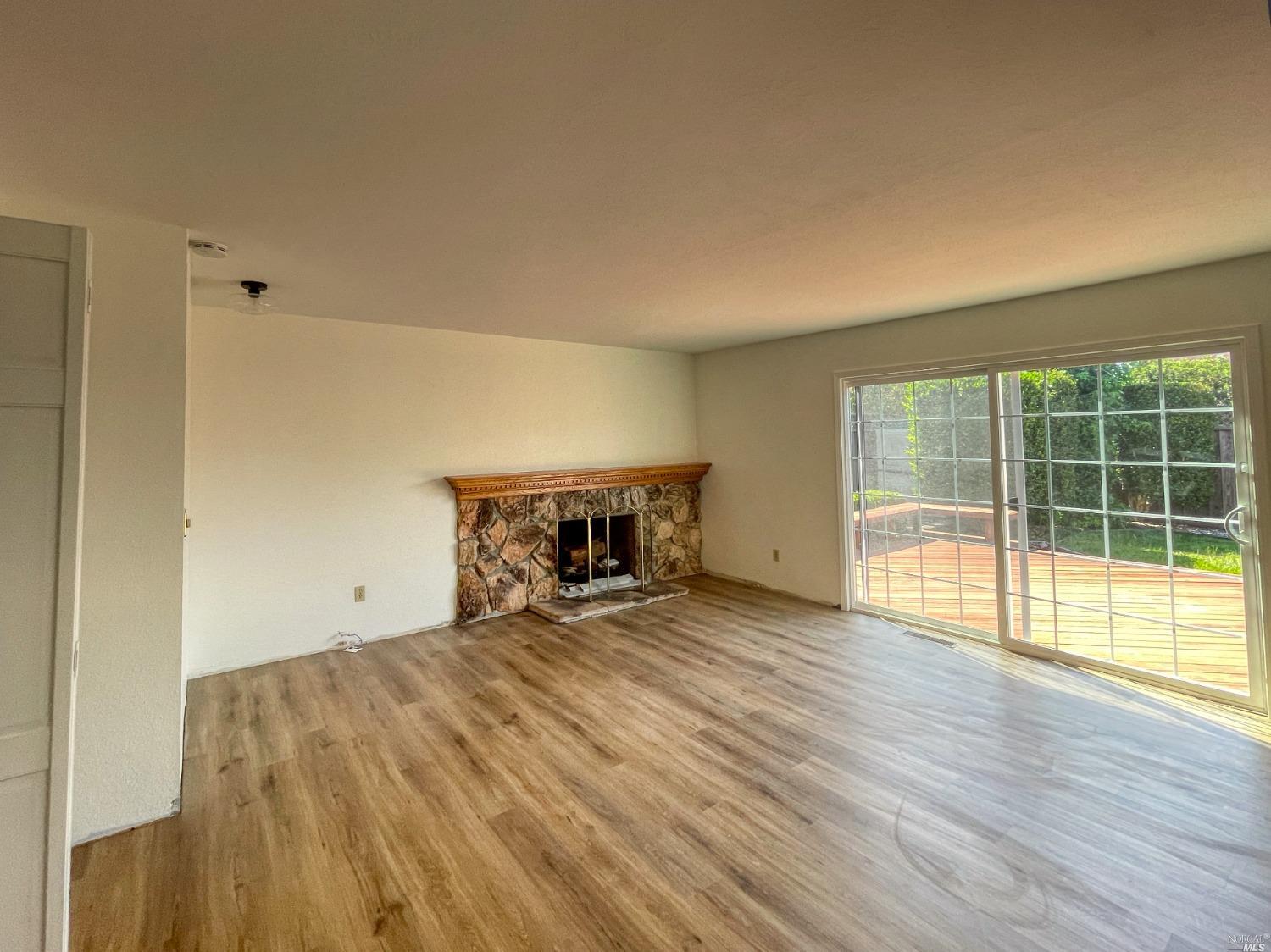 1521 Genesis Court Rohnert Park, CA 94928 - Photo 10 of 30