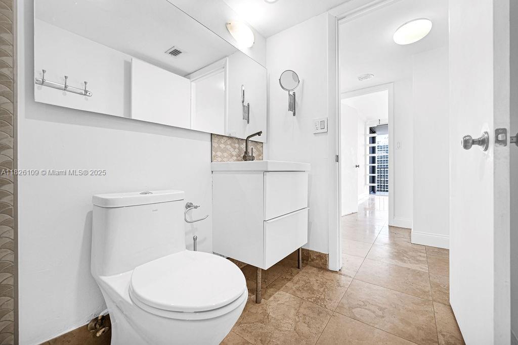 1915 Brickell Avenue, Unit C1213 Miami, FL 33129 - Photo 20 of 50 bathroom 2