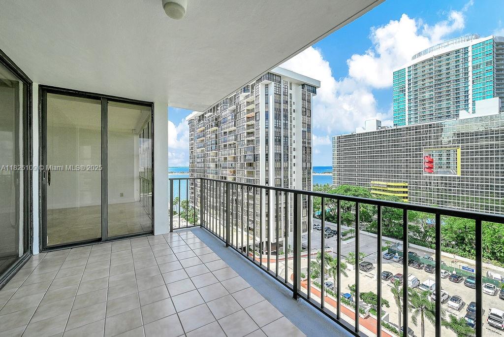 1915 Brickell Avenue, Unit C1213 Miami, FL 33129 - Photo 38 of 50
