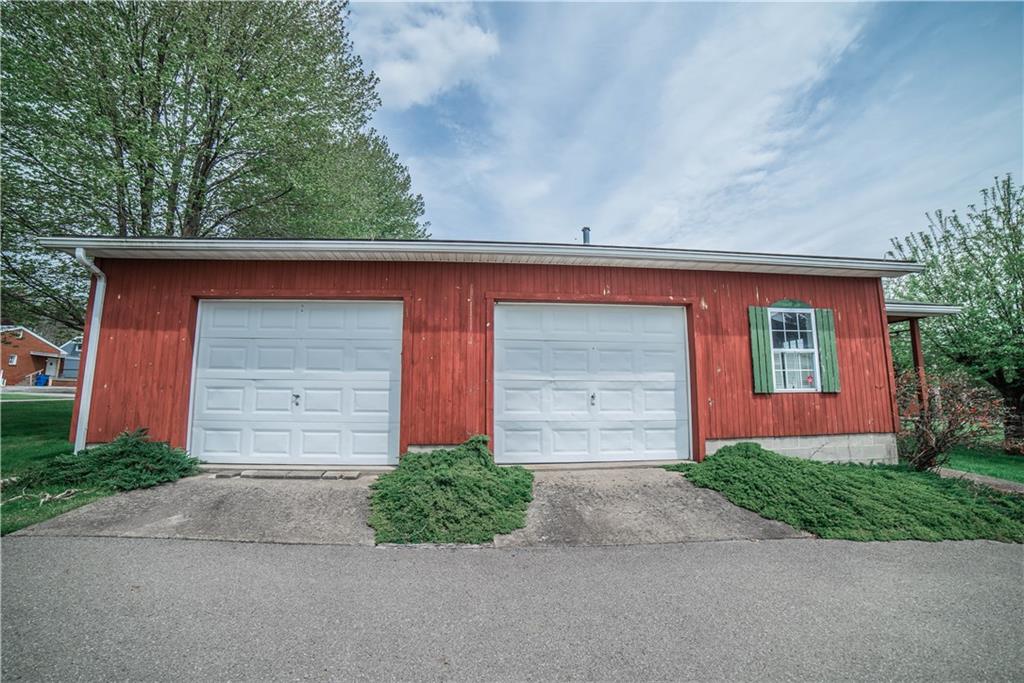 631 West Main Street Rural Valley, PA 16249 - Photo 8 of 25