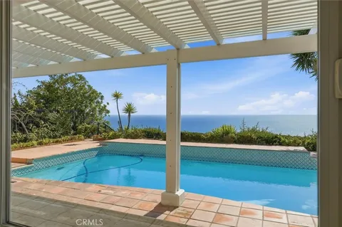 $2,500,000 | 30243 Calle De Suenos, Rancho Palos Verdes, CA 90275