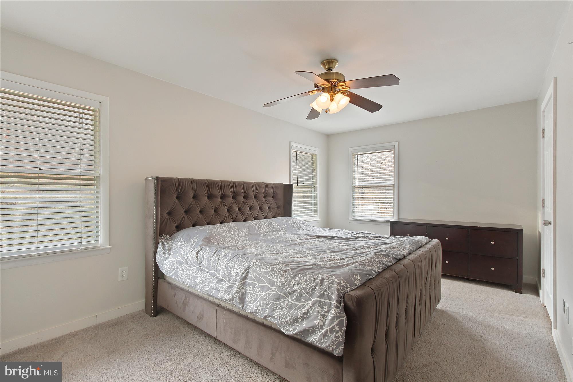 20030 Dutton Road Stewartstown, PA 17363 - Photo 17 of 29 Owners bedroom with full bath