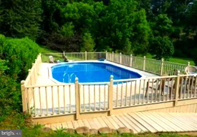 20030 Dutton Road Stewartstown, PA 17363 - Photo 24 of 29 Pool
