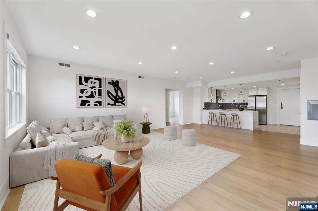 209-211 Hackensack Plank Road, Unit 5B Weehawken, NJ 07086 - Photo 3 of 30