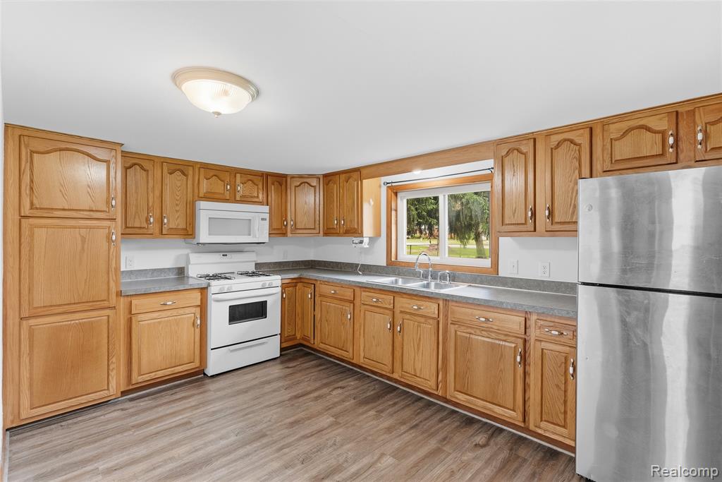 1843 East Curtis Road Birch Run, MI 48415 - Photo 7 of 25
