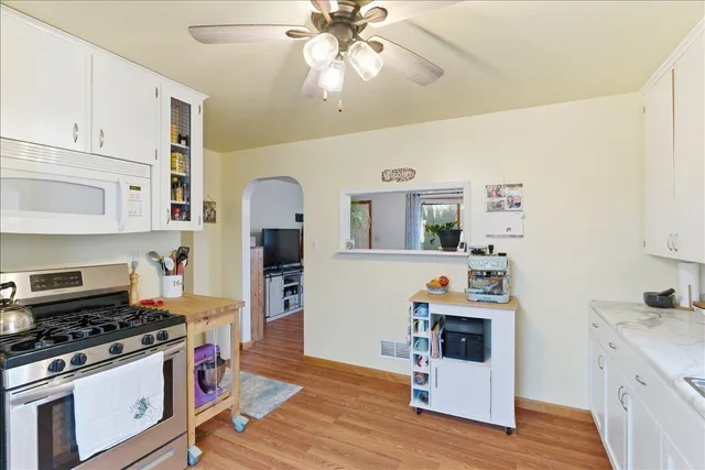 $230,000 | 2122 27th Street, Kenosha, WI 53140