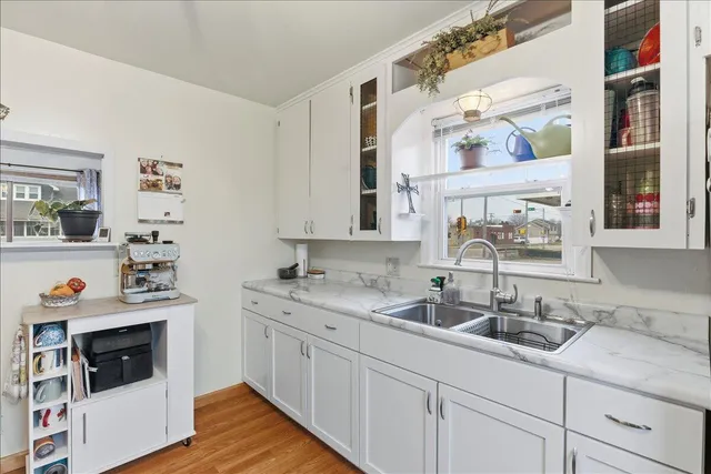 $230,000 | 2122 27th Street, Kenosha, WI 53140