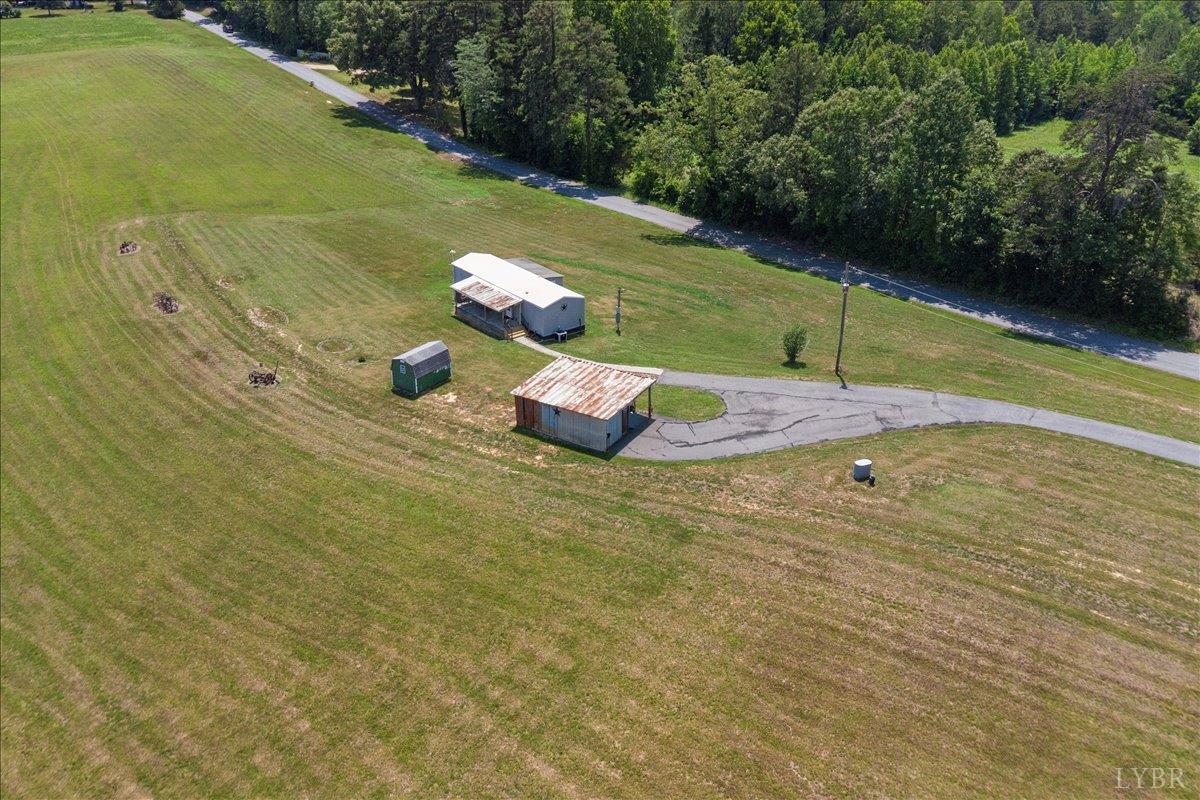 1606 Mt Calvary Road Brookneal, VA 24528 - Photo 36 of 43