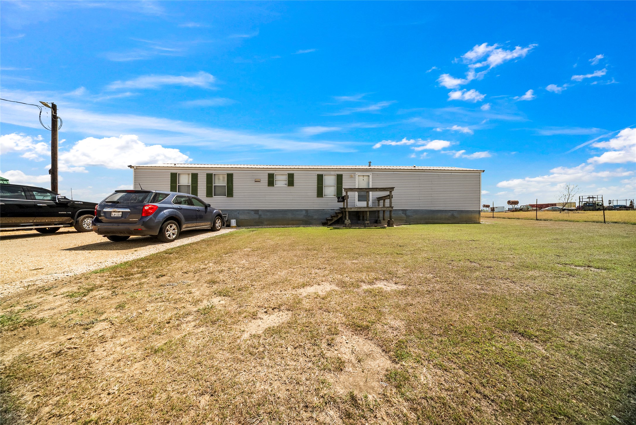 5101 County Road 463 Elgin, TX 78621 - Photo 28 of 38 Front view of property
