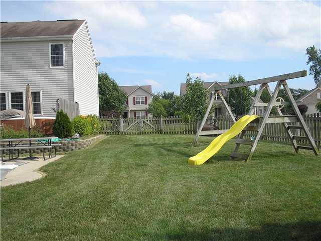 5028 West Bay Road Plainfield, IN 46168 - Photo 4 of 10 Gallery Image 4