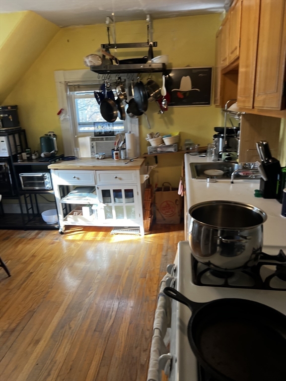 23 Burr Street Boston, MA 02130 - Photo 13 of 16