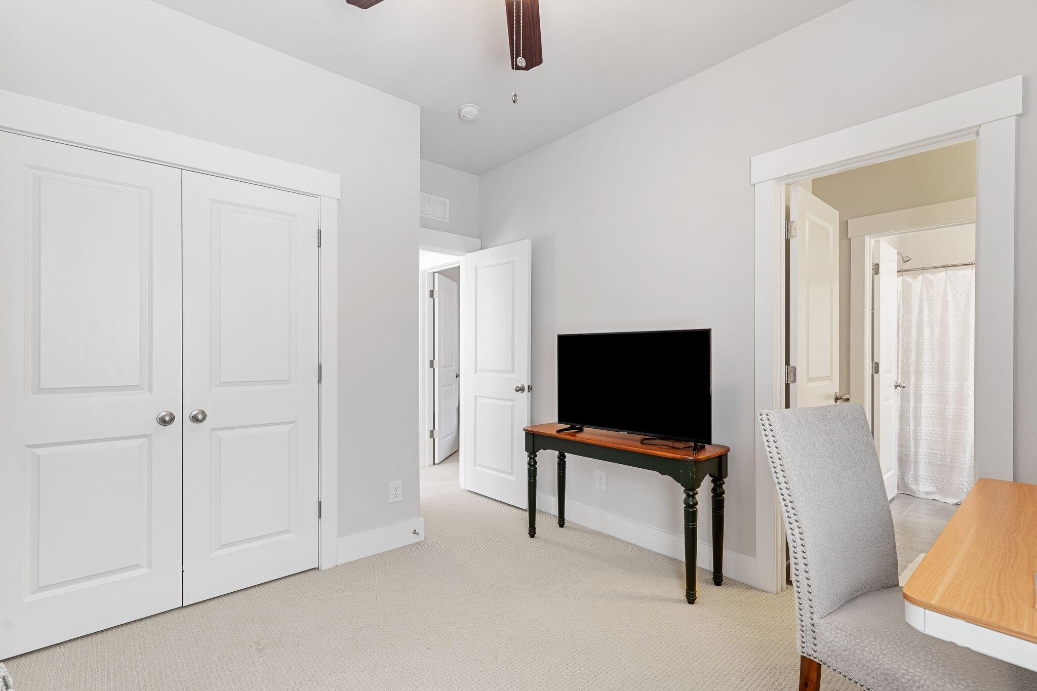 1900 Fleming Woods Road Charleston, SC 29412 - Photo 31 of 49 1900FlemingWoodsRd-KeenEyeMarketing-32