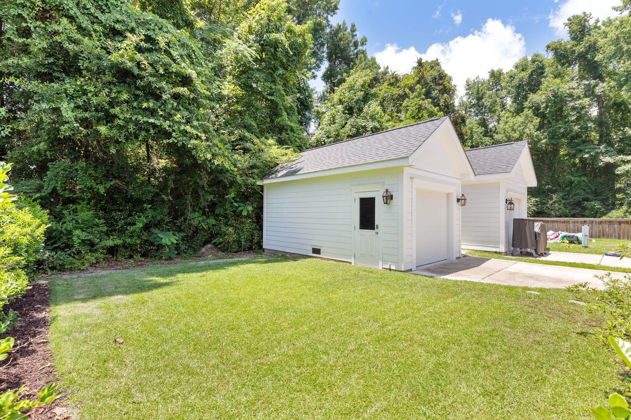 1900 Fleming Woods Road Charleston, SC 29412 - Photo 40 of 49 1900FlemingWoodsRd-KeenEyeMarketing-41