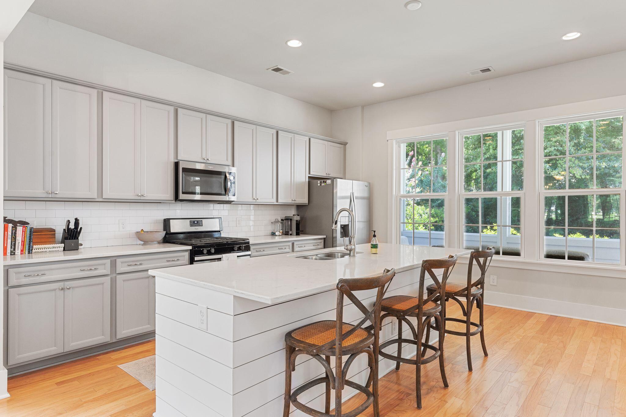 1900 Fleming Woods Road Charleston, SC 29412 - Photo 5 of 49 1900FlemingWoodsRd-KeenEyeMarketing-06