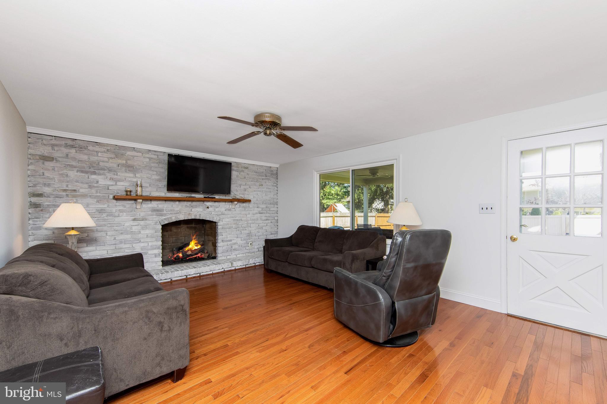 106 East Burgess Road Marlton, NJ 08053 - Photo 19 of 51 Family Room