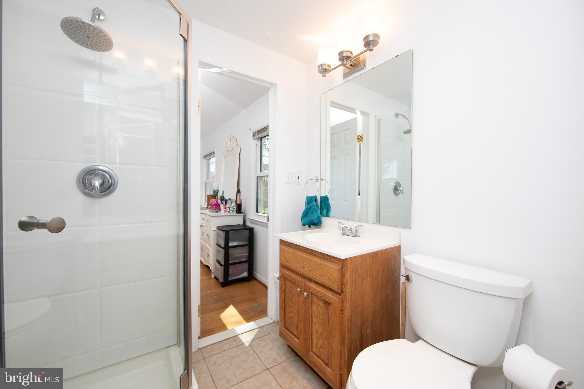 106 East Burgess Road Marlton, NJ 08053 - Photo 27 of 51 Primary Bath