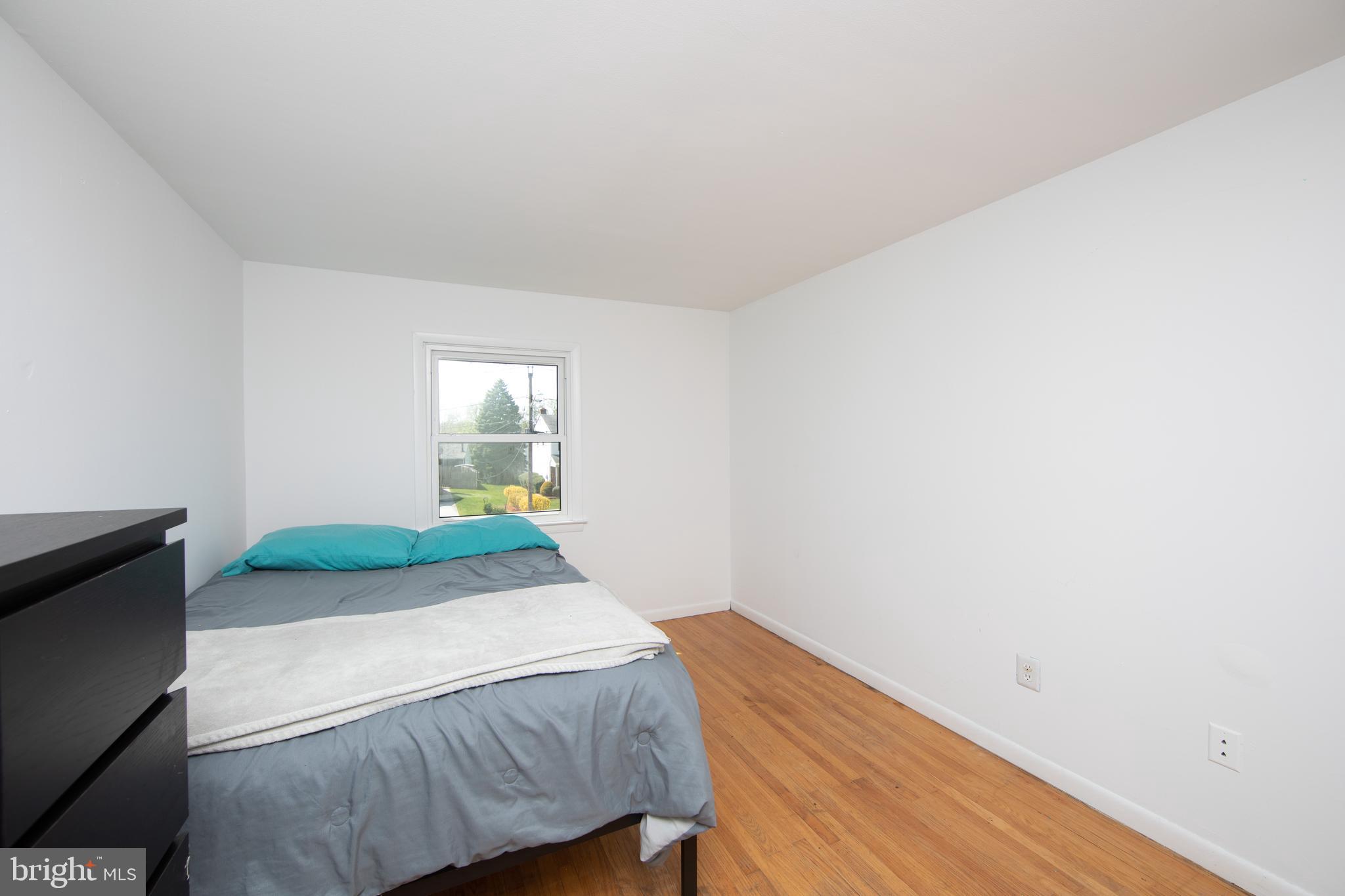 106 East Burgess Road Marlton, NJ 08053 - Photo 33 of 51 3rd Bedroom