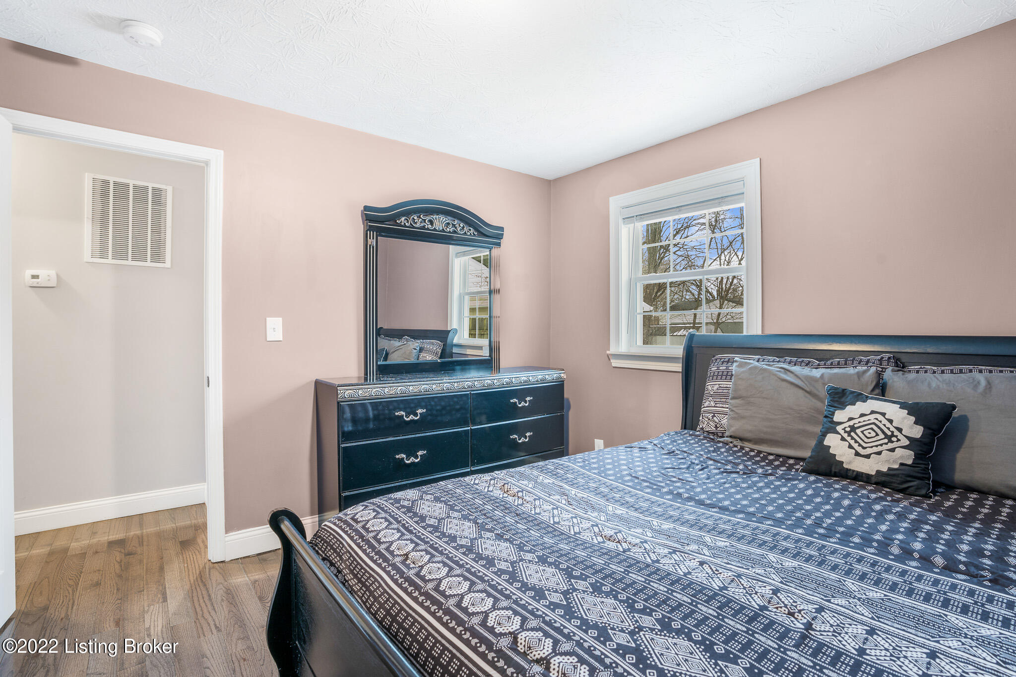 9303 New Maple Road Louisville, KY 40229 - Photo 21 of 28 DSC09811