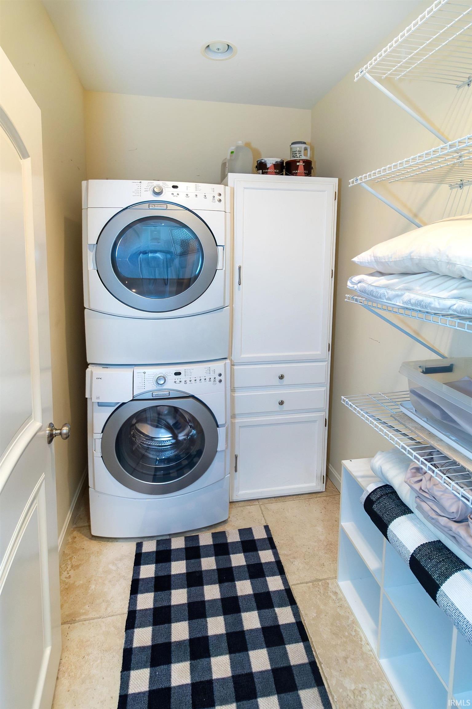 101 Southeast 3rd Street, Unit 3B Evansville, IN 47708 - Photo 15 of 24