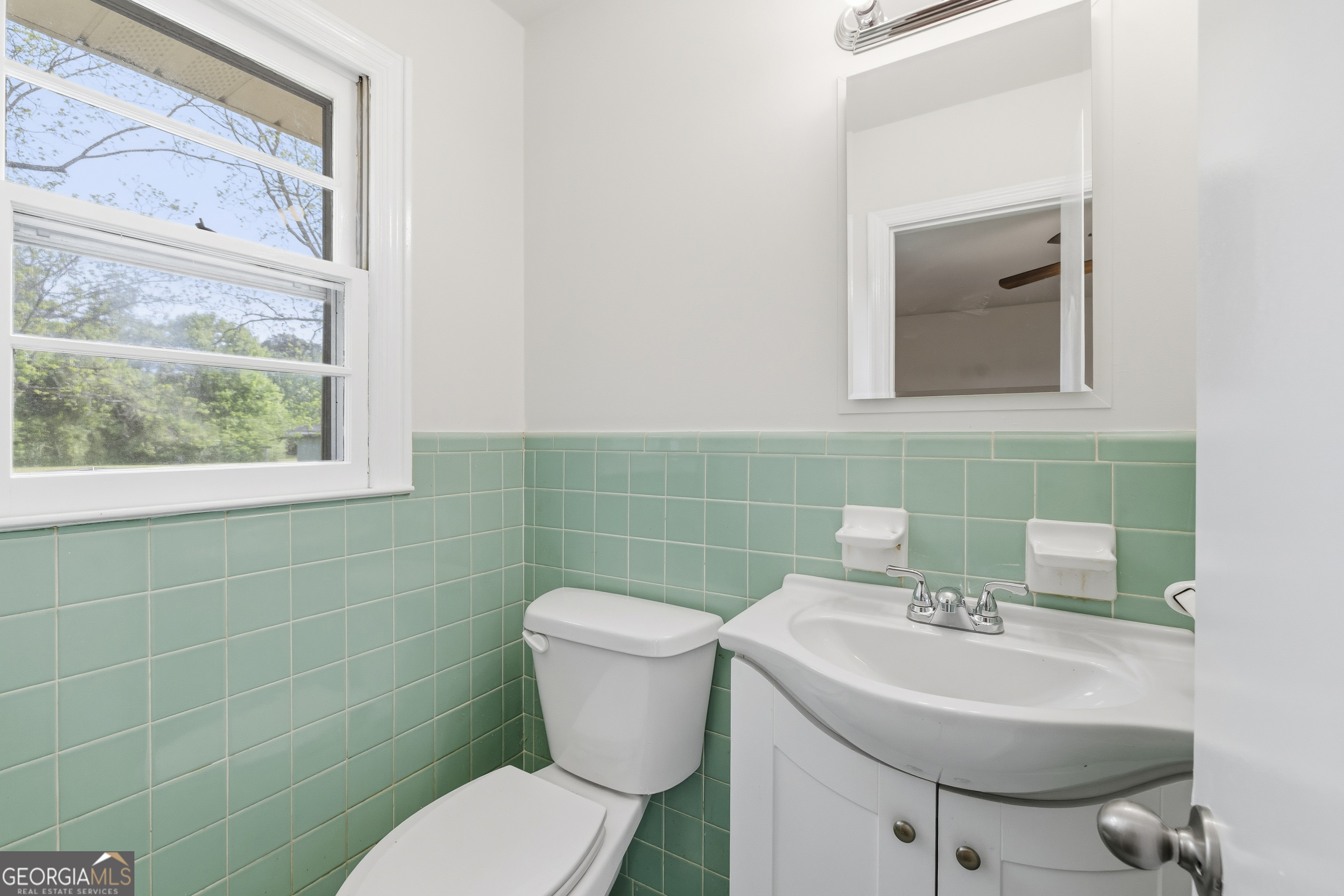 93 Carlton Avenue Union Point, GA 30669 - Photo 34 of 48