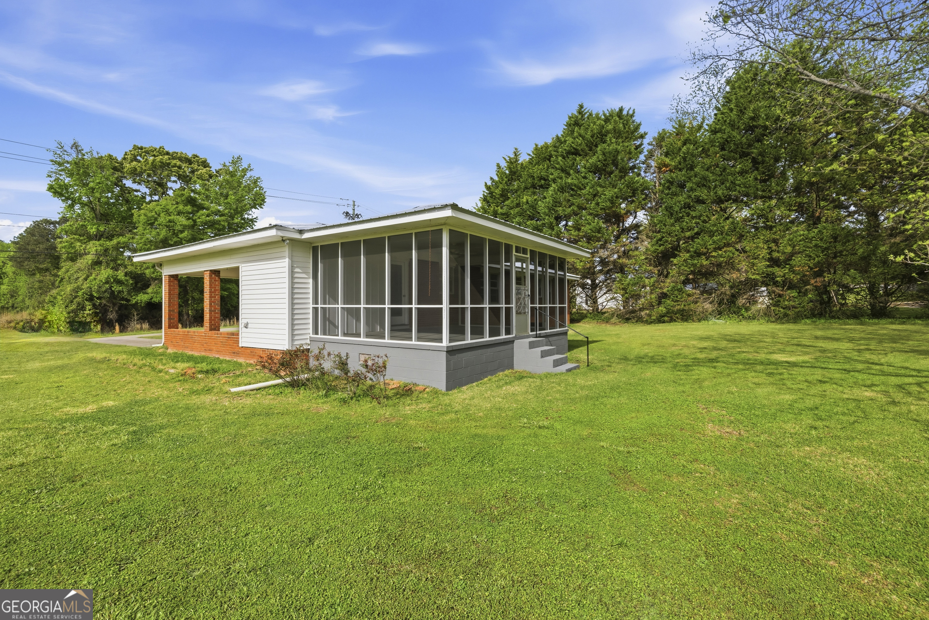 93 Carlton Avenue Union Point, GA 30669 - Photo 35 of 44