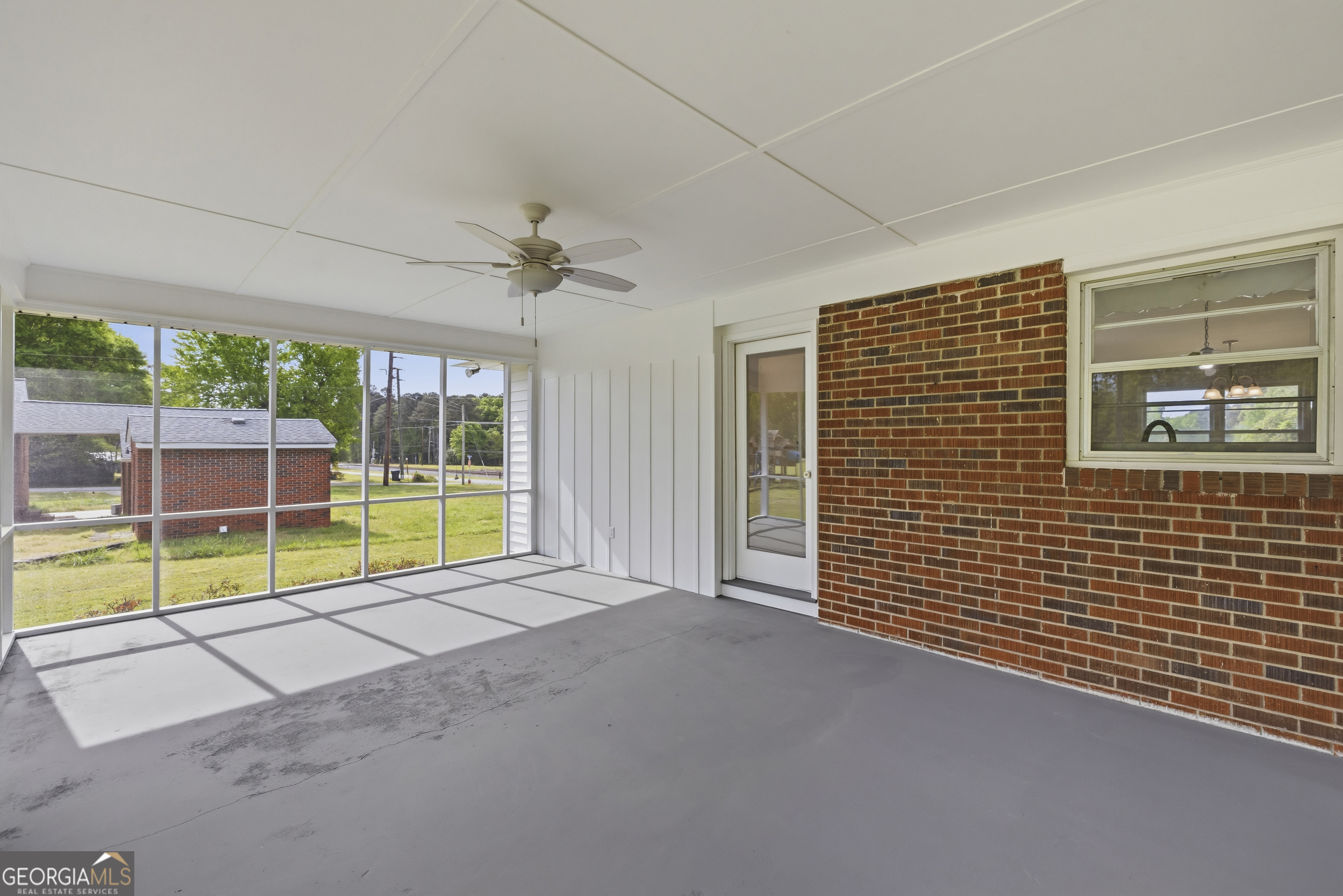 93 Carlton Avenue Union Point, GA 30669 - Photo 38 of 48