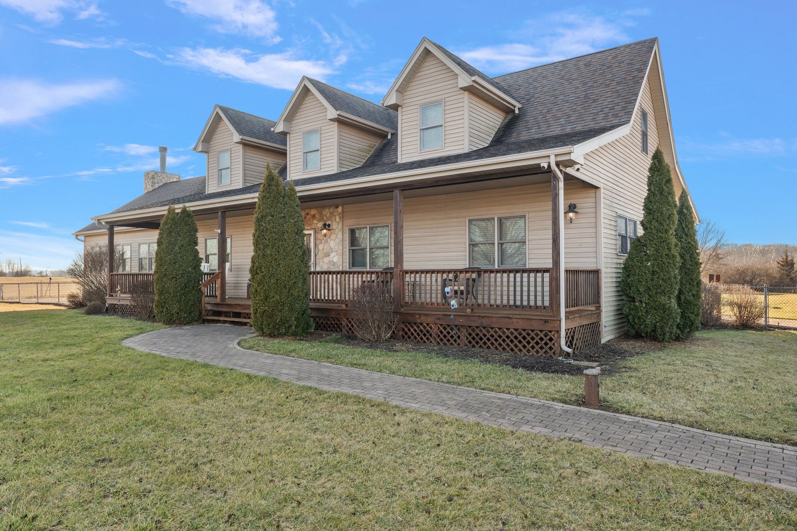 26930 South State Line Road Crete, IL 60417 - Photo 6 of 60 a front view of a house with a yard