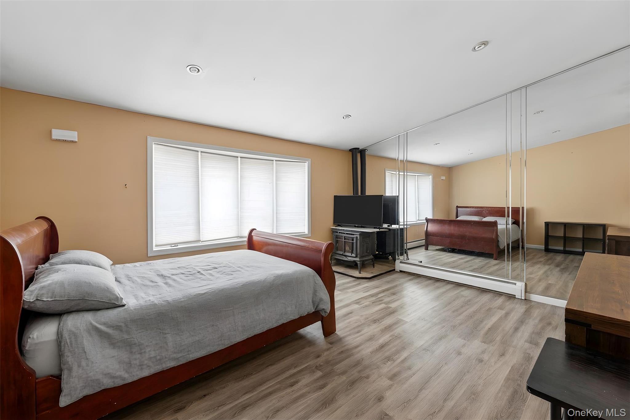 147 Horseblock Road Centereach, NY 11720 - Photo 11 of 18