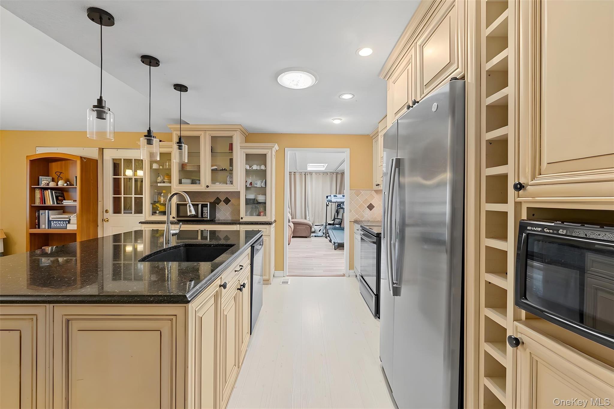 147 Horseblock Road Centereach, NY 11720 - Photo 7 of 18