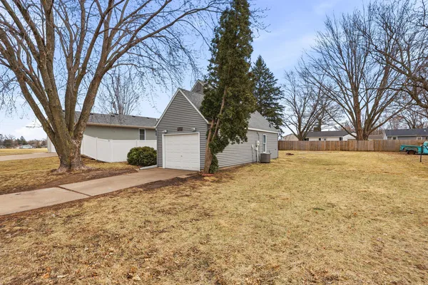 $134,900 | 1711 West 59th Street, Davenport, IA 52806