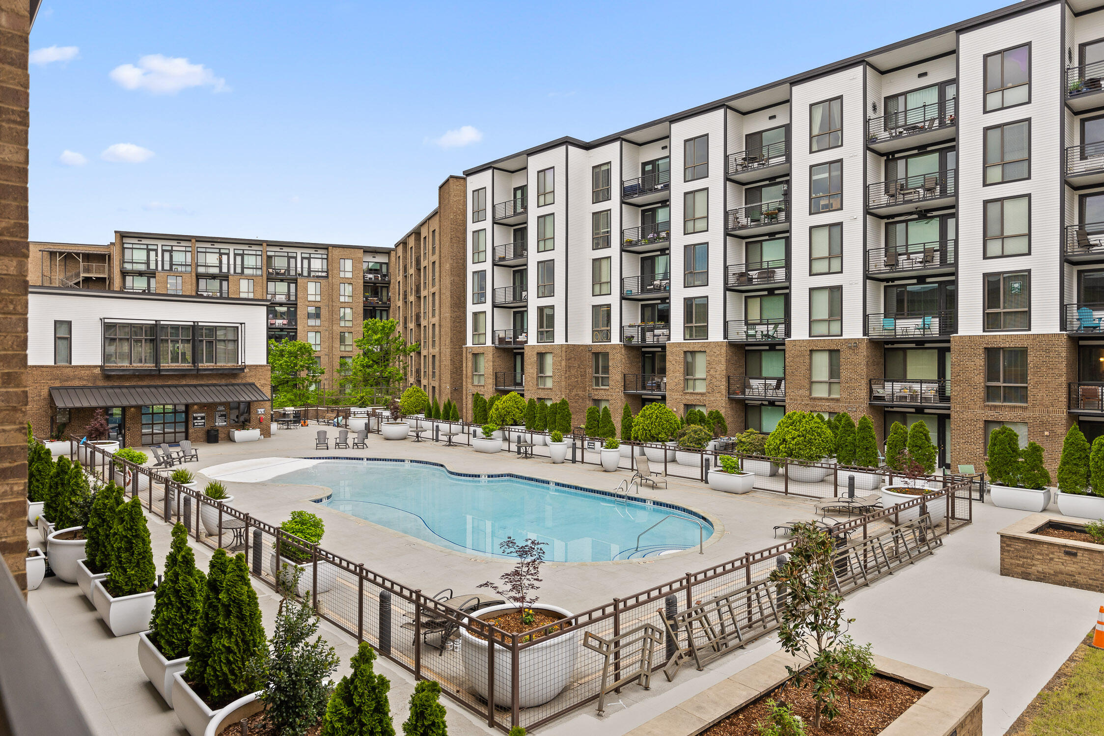 200 Manufacturers Road, Unit 203 Chattanooga, TN 37405 - Photo 54 of 86 One North Shore1