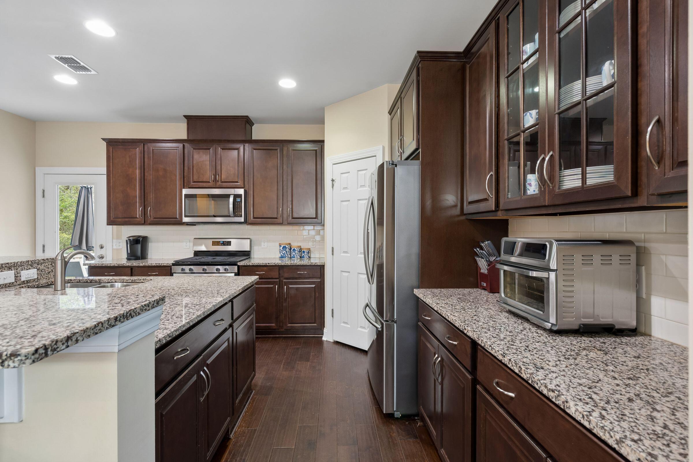 3122 Harding Court Johns Island, SC 29455 - Photo 17 of 71 Kitchen